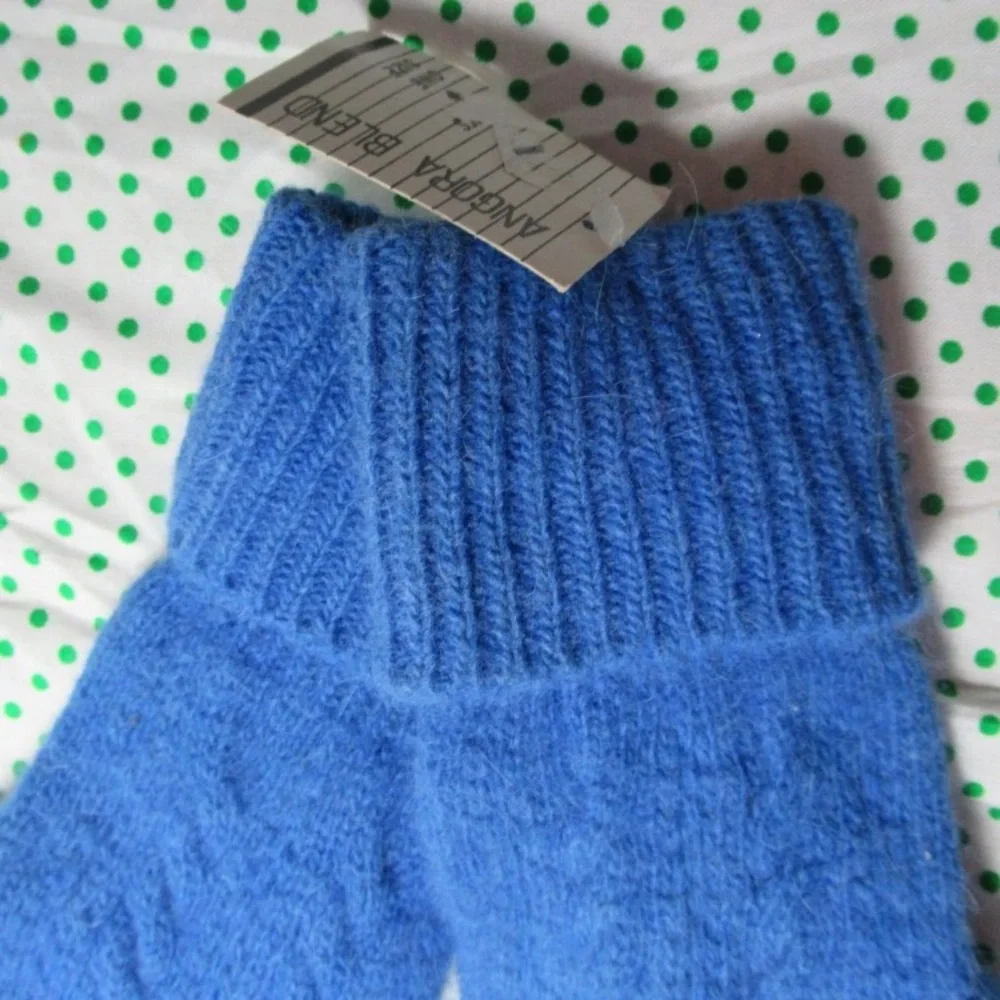 VINTAGE 90s 70% lambswool 20% angora winter gloves